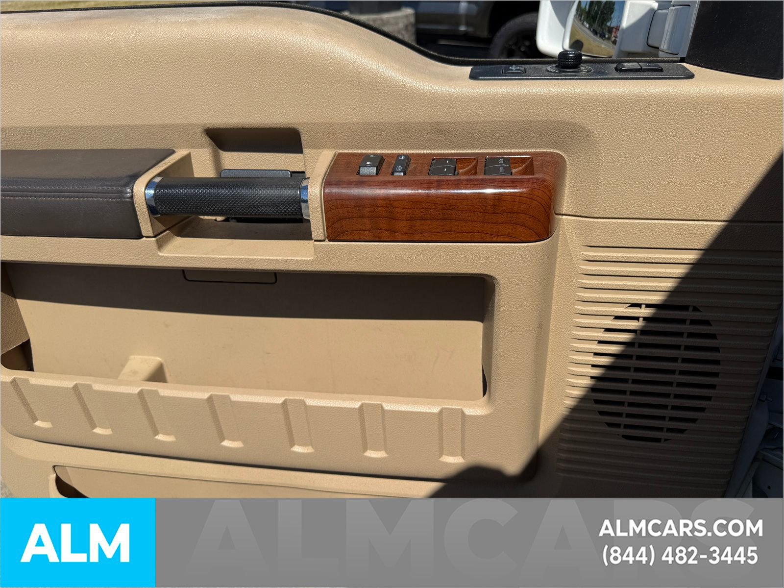 Used 2015 Ford F250 King Ranch w/ FX4 Off-Road Package image 27