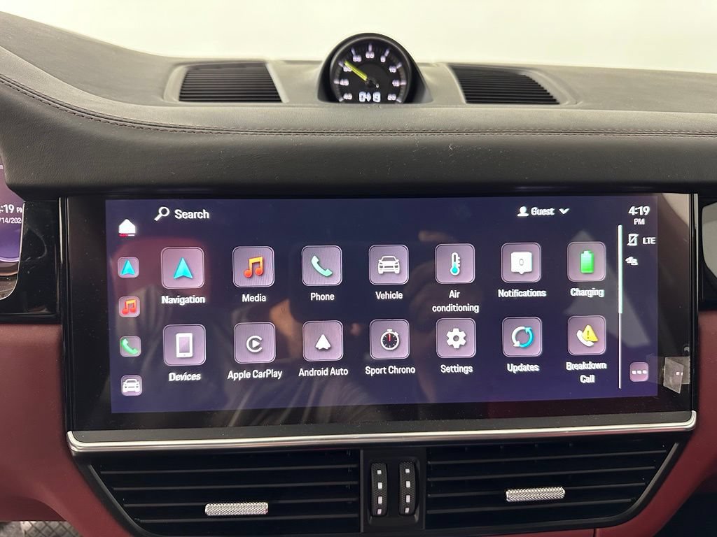 Certified 2023 Porsche Cayenne Coupe AWD/4WD image 34