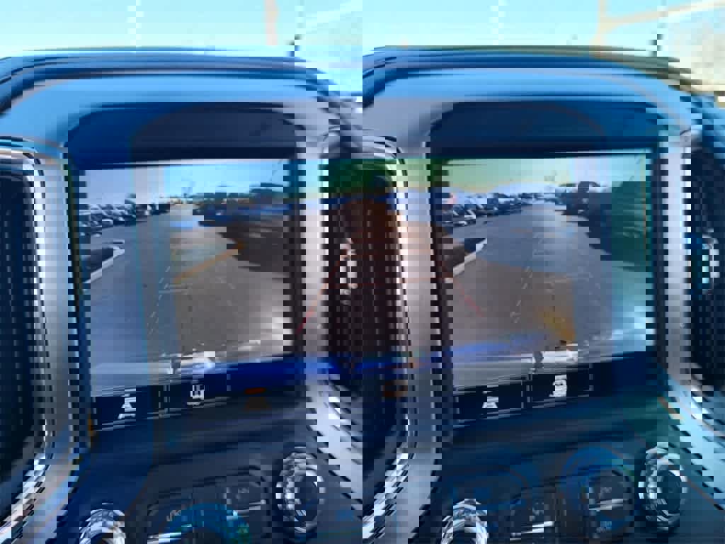 Used 2021 GMC Sierra 1500 Elevation w/ Preferred Package image 10