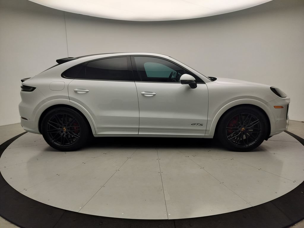 Certified 2025 Porsche Cayenne GTS AWD/4WD image 23