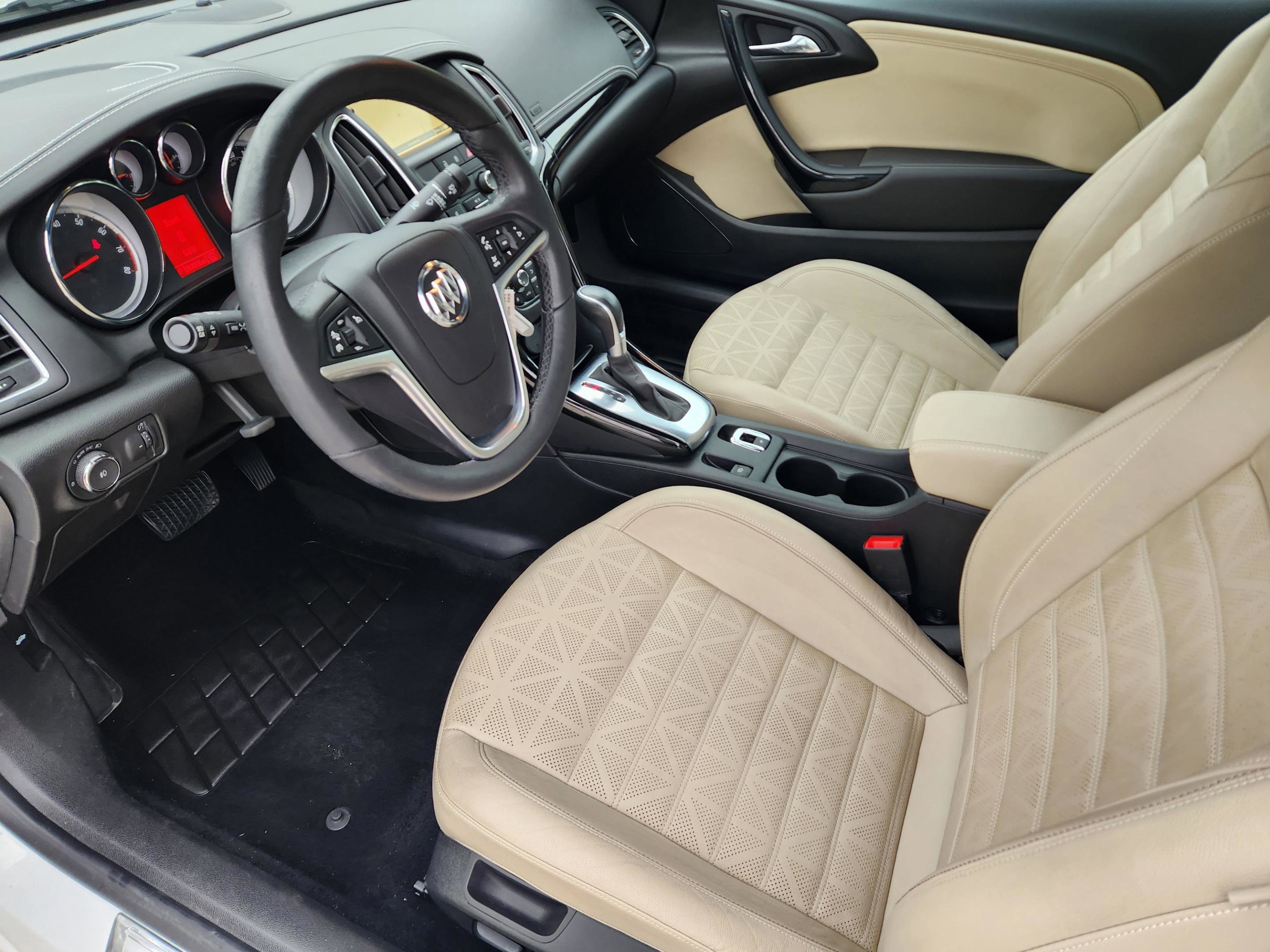 Used 2019 Buick Cascada Premium image 7