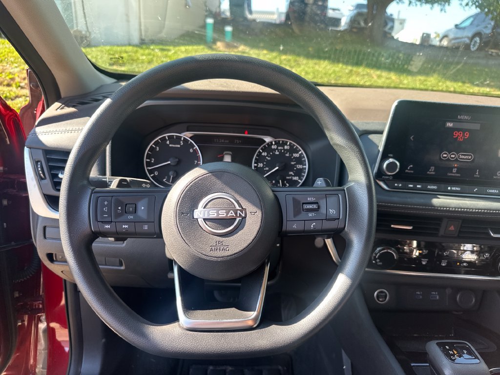 Certified 2023 Nissan Rogue S FWD image 38