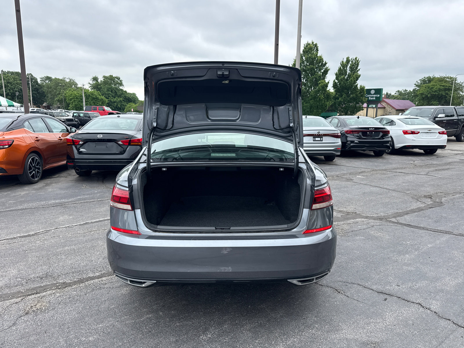 Used 2021 Volkswagen Passat 2.0T R-Line FWD image 19