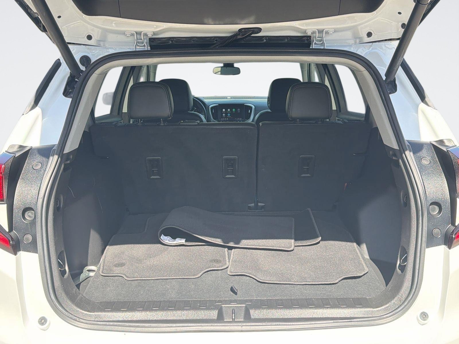 Used 2022 GMC Terrain SLT AWD/4WD image 29