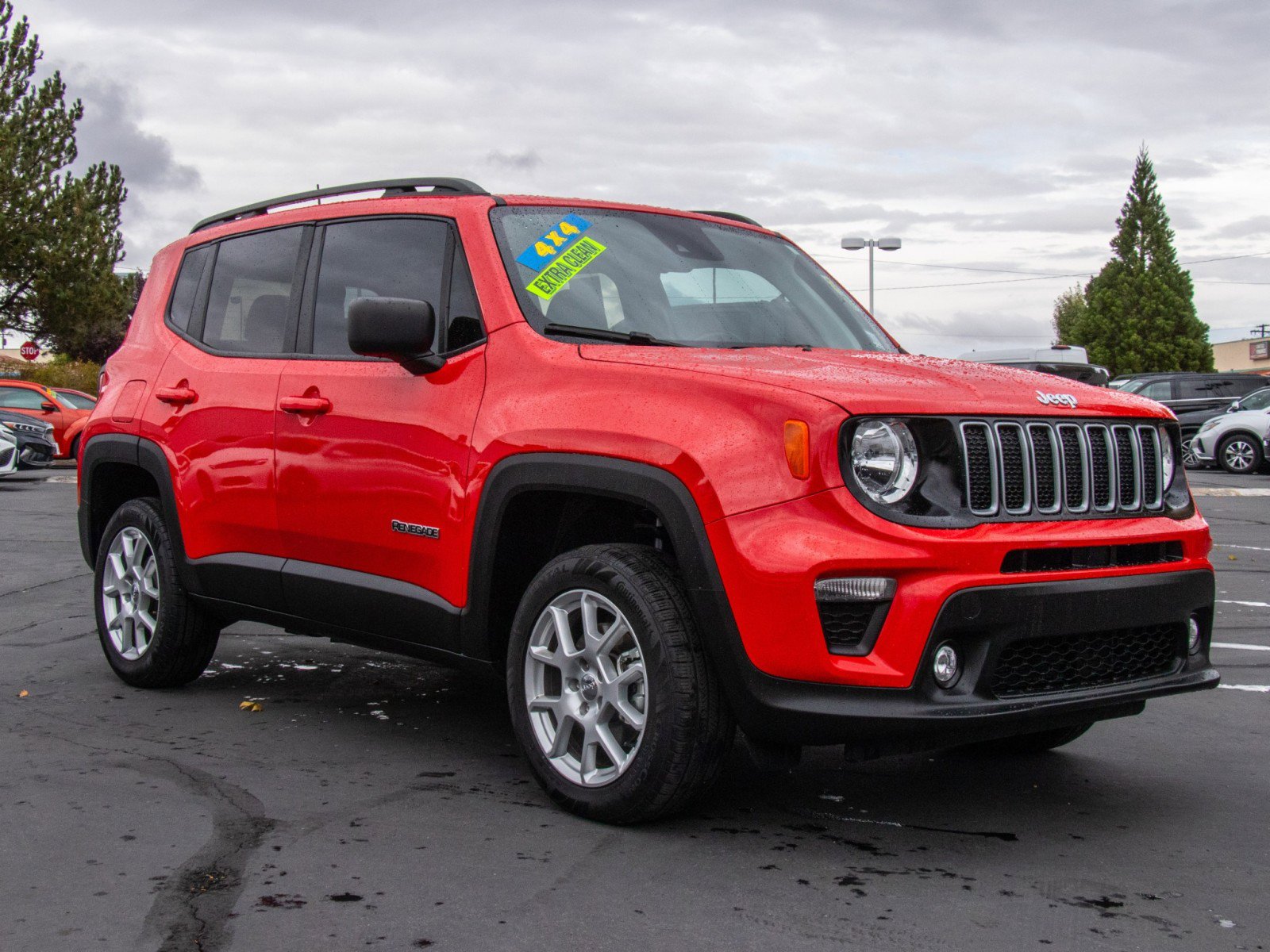 Used 2023 Jeep Renegade Latitude w/ Premium Group