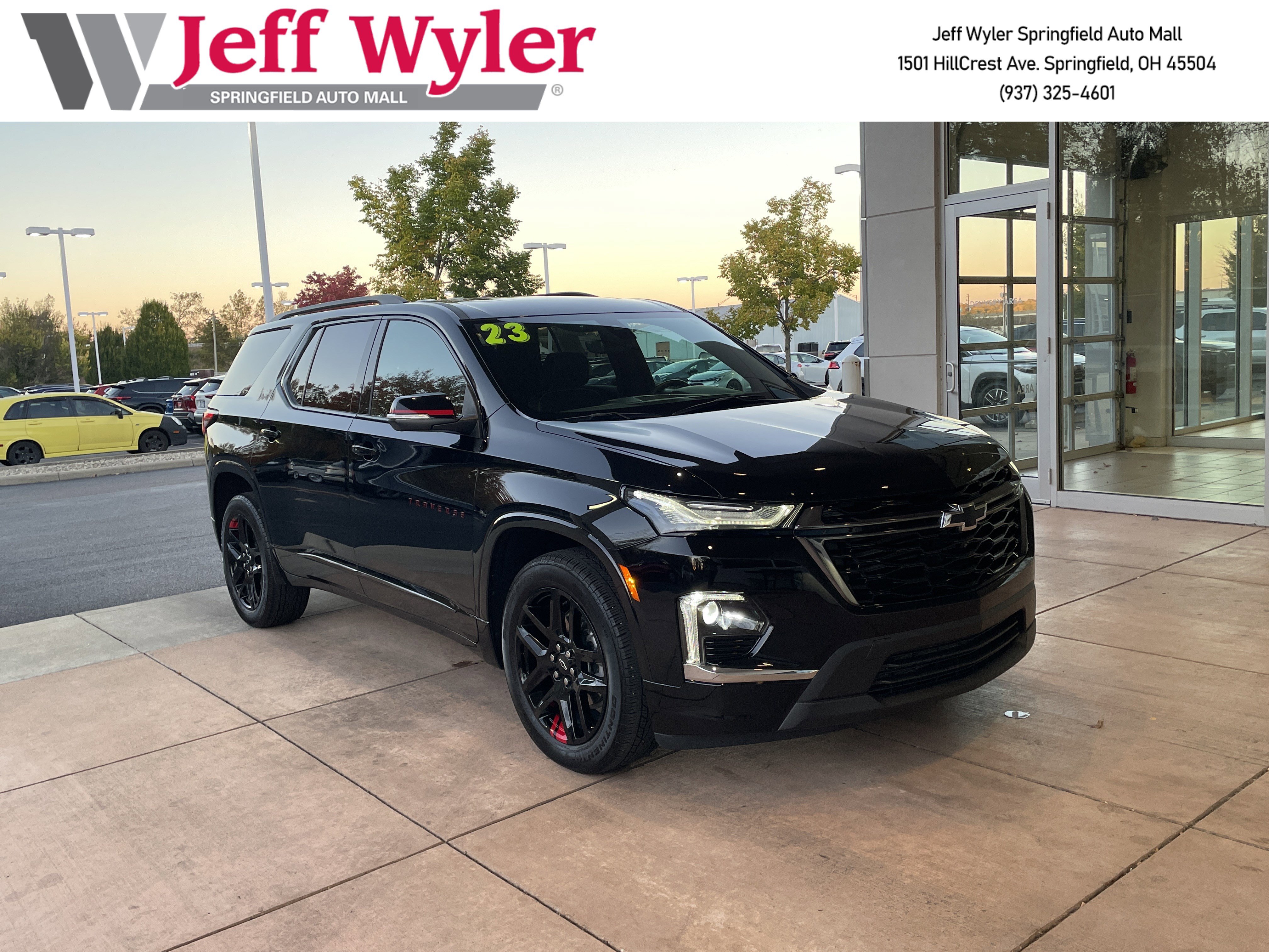 Used 2023 Chevrolet Traverse Premier w/ Redline Edition