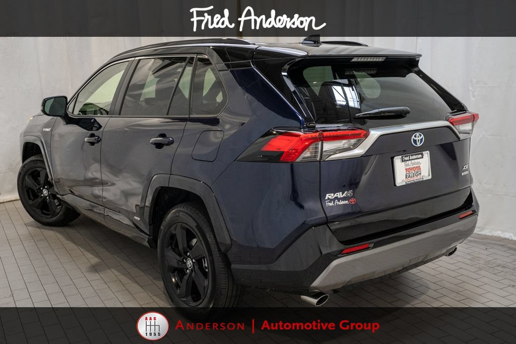 Used 2020 Toyota RAV4 XSE w/ XSE Grade Weather Package AWD/4WD image 3
