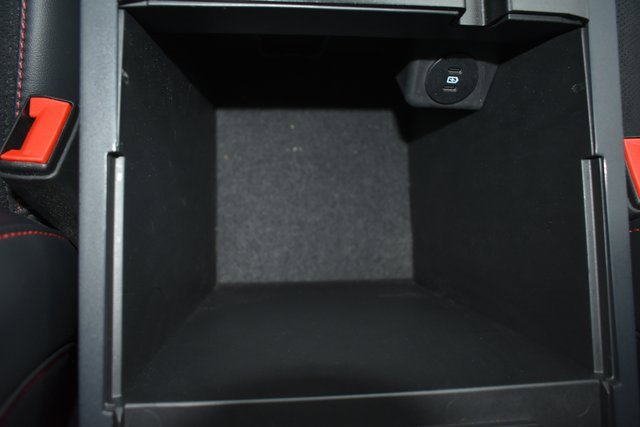 Used 2025 Ford Explorer ST image 34