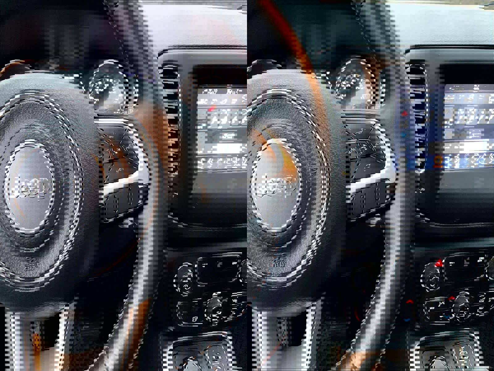 Used 2019 Jeep Compass Latitude w/ Cold Weather Group image 37