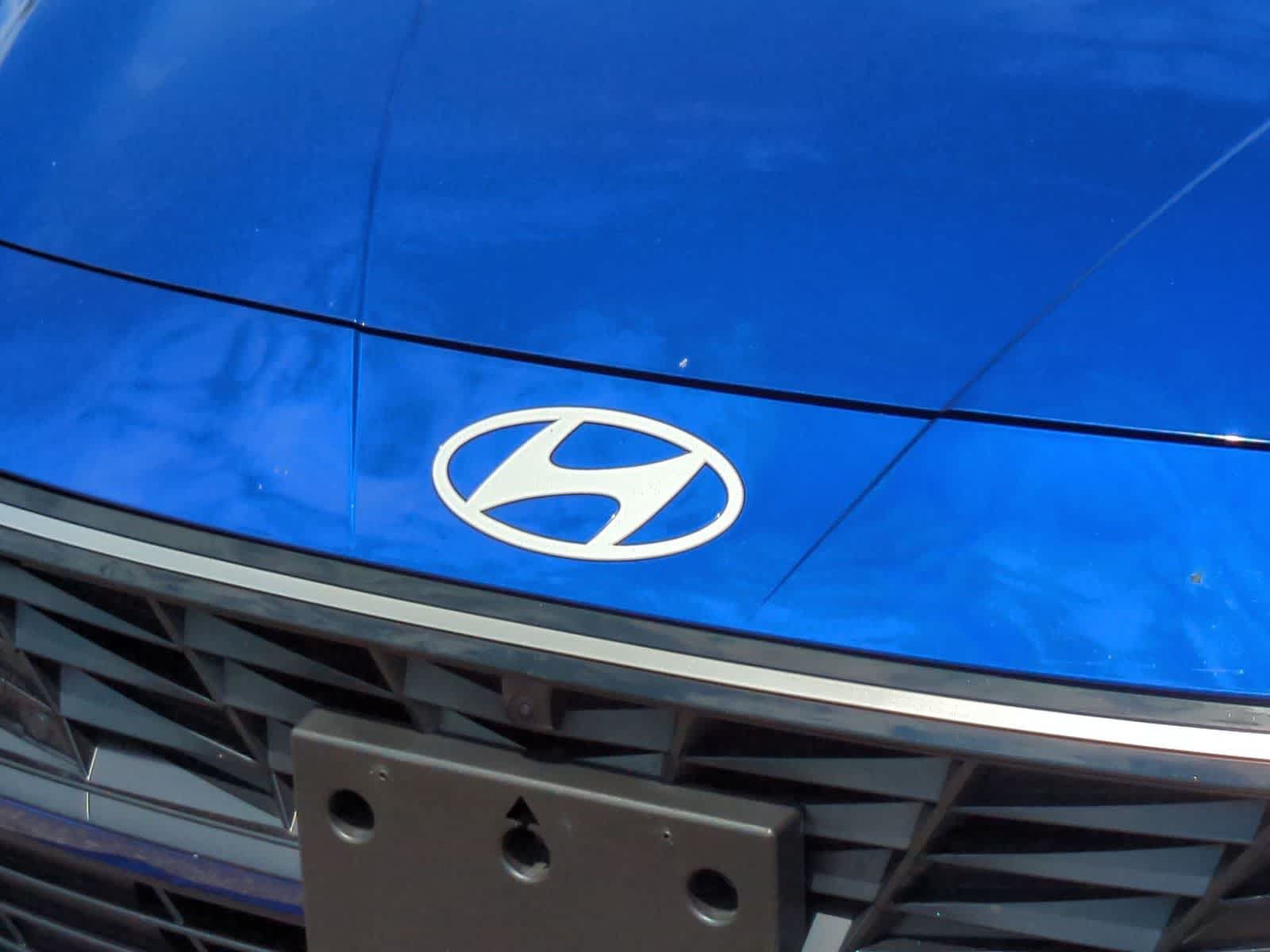 Used 2024 Hyundai Elantra Limited FWD image 10