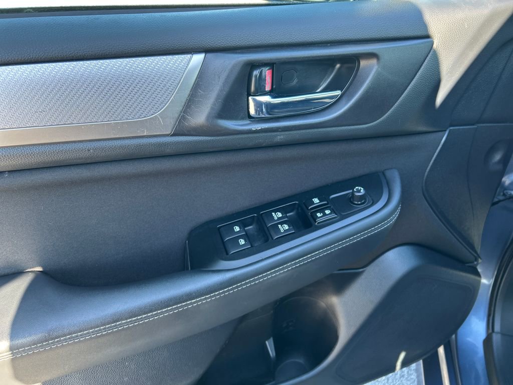 Used 2016 Subaru Legacy 2.5i Premium w/ Moonroof Package image 12
