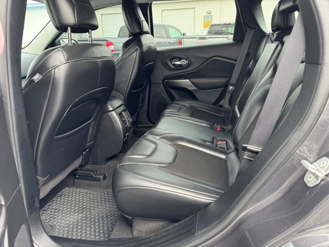 Used 2020 Jeep Cherokee Latitude Plus w/ Cold Weather Group image 80