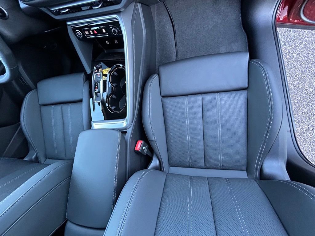 New 2025 Audi Q5 Prestige image 48