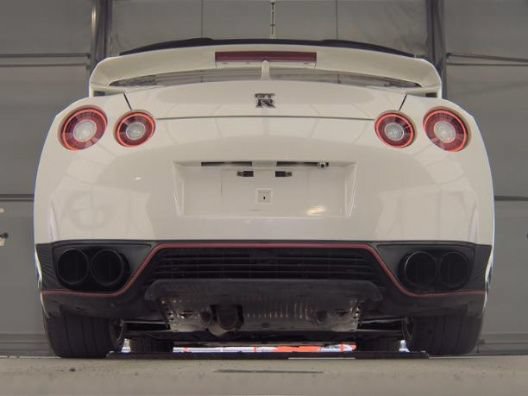 Used 2015 Nissan GT-R Premium AWD/4WD image 5