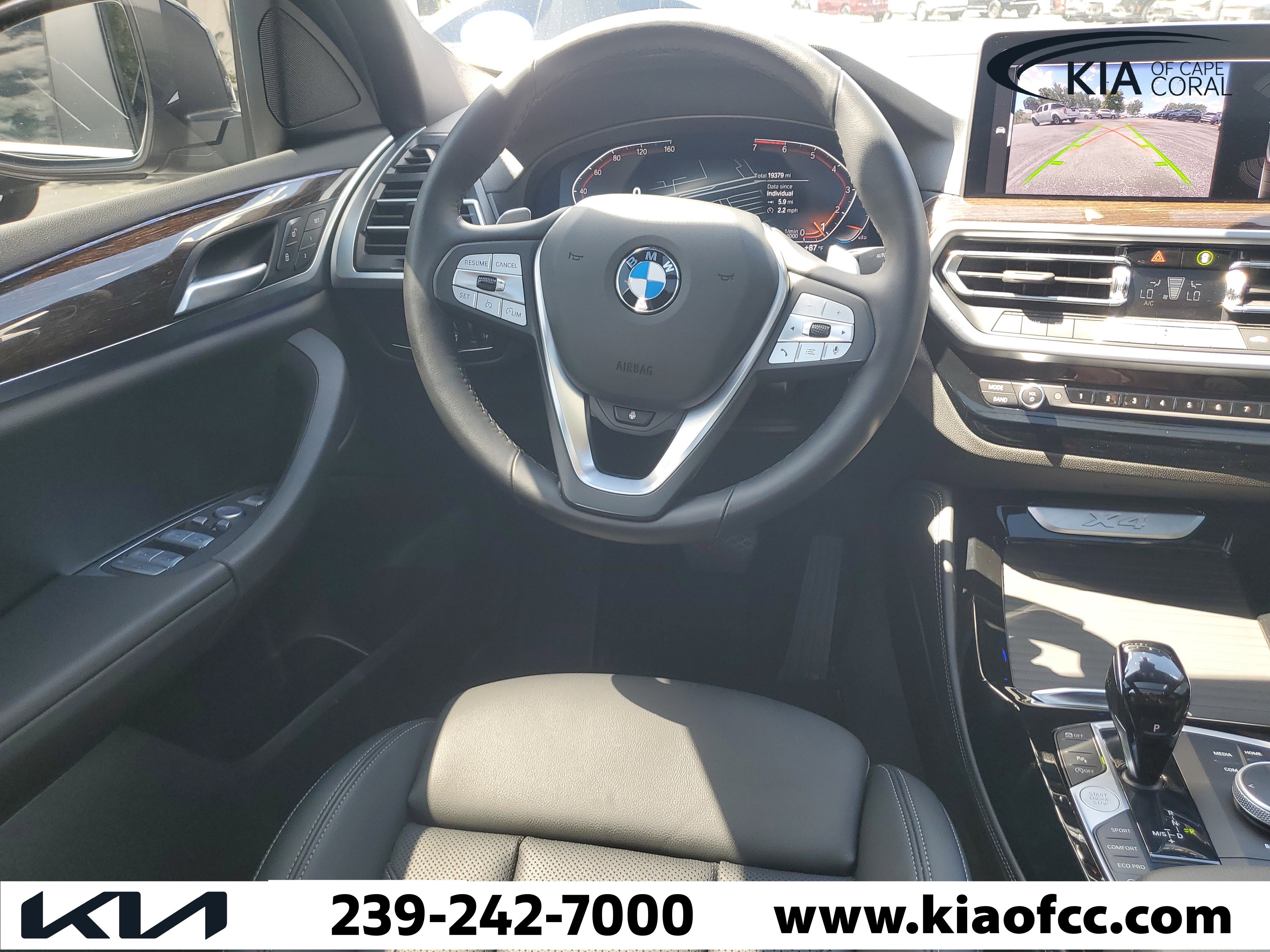 Used 2025 BMW X4 xDrive30i AWD/4WD image 15