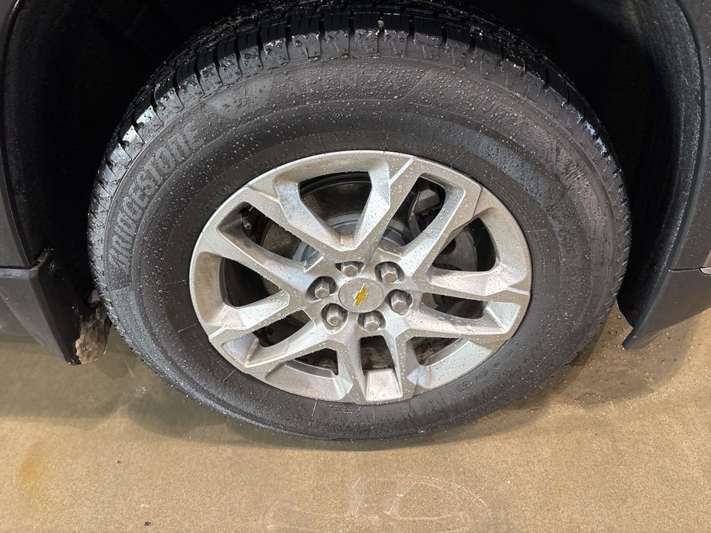 Certified 2020 Chevrolet Traverse LT image 14