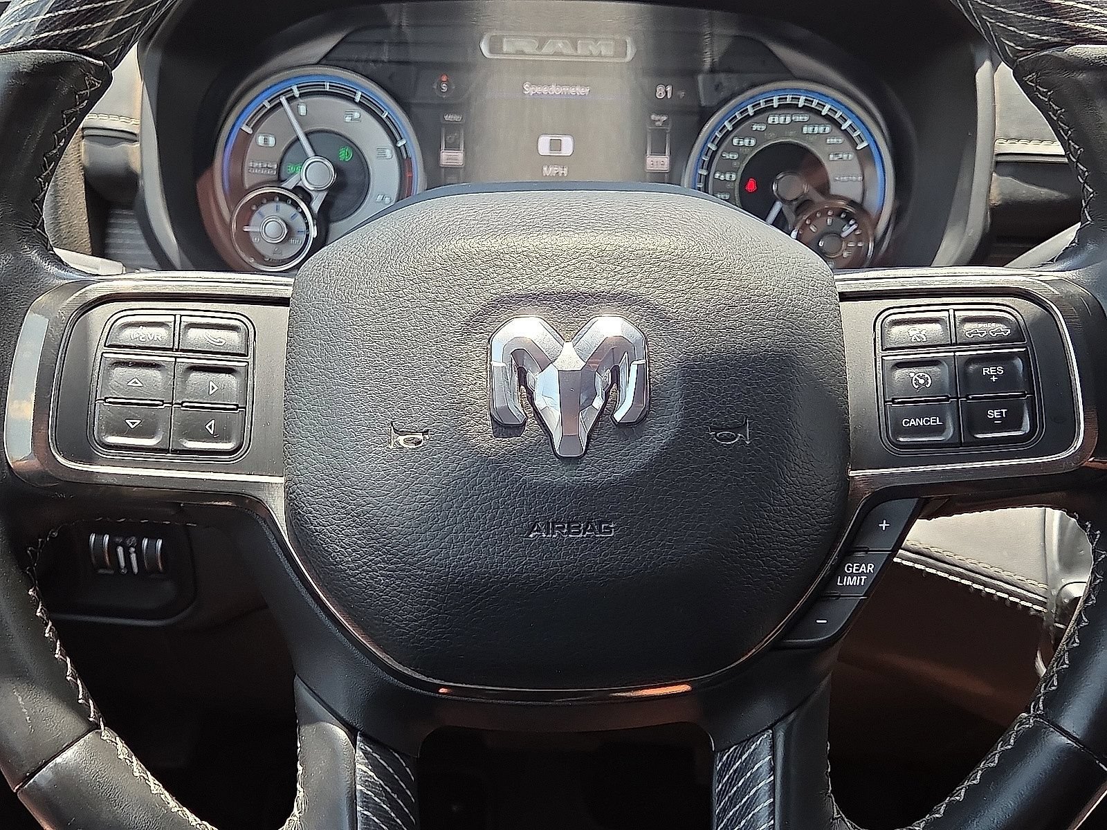 Used 2020 RAM 3500 Limited AWD/4WD image 31