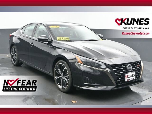 Used 2024 Nissan Altima 2.5 SR