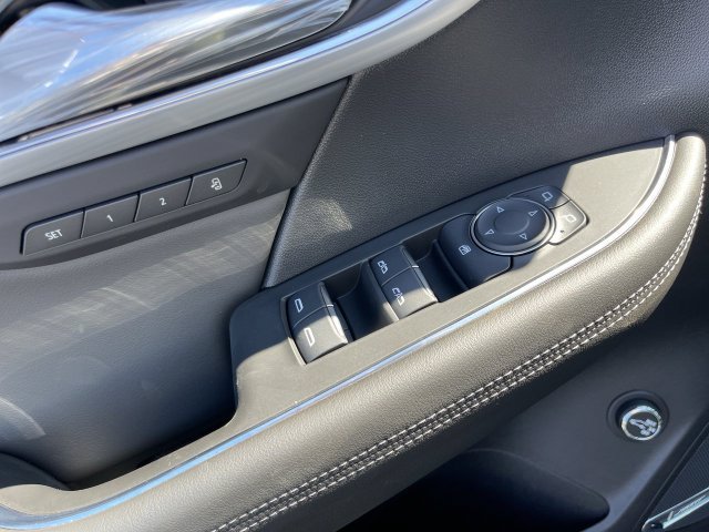 New 2026 Buick Envision Avenir AWD/4WD image 13