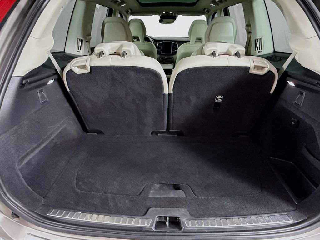 Used 2021 Volvo XC90 T6 Inscription w/ Advanced Package image 28