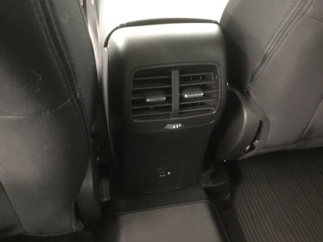 Used 2022 Ford Escape SE w/ Cold Weather Package image 18