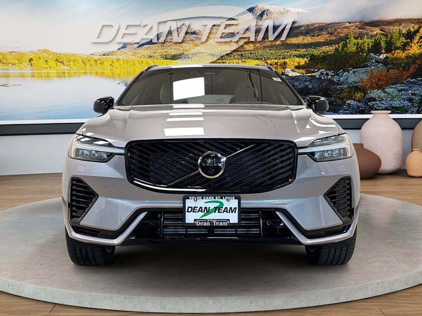 New 2026 Volvo XC60 T8 Plus w/ Climate Package AWD/4WD image 8