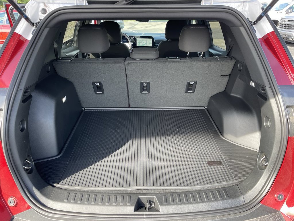 New 2026 Chevrolet Equinox LT w/ Safety and Technology Package FWD image 23