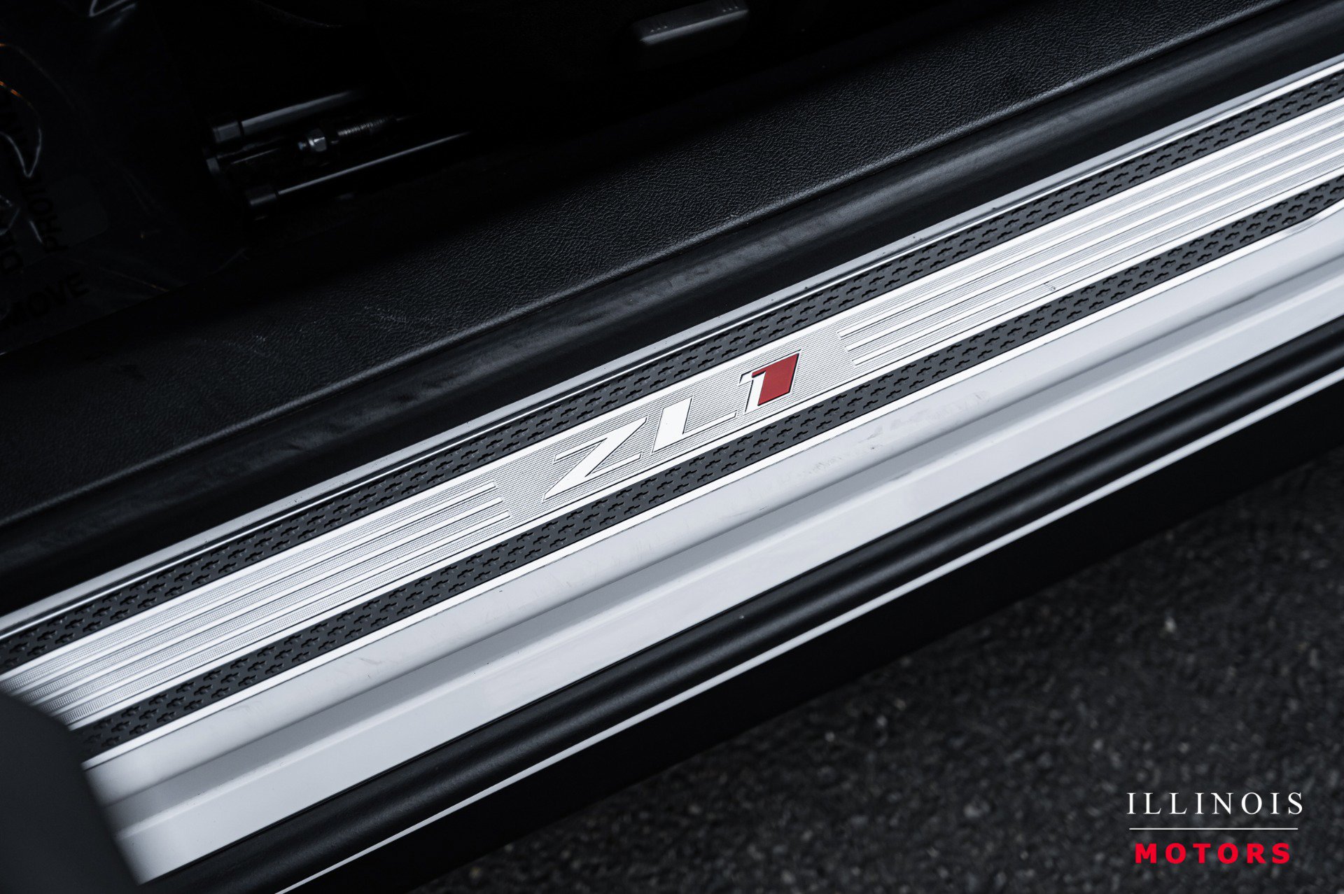 Used 2013 Chevrolet Camaro ZL1 image 17