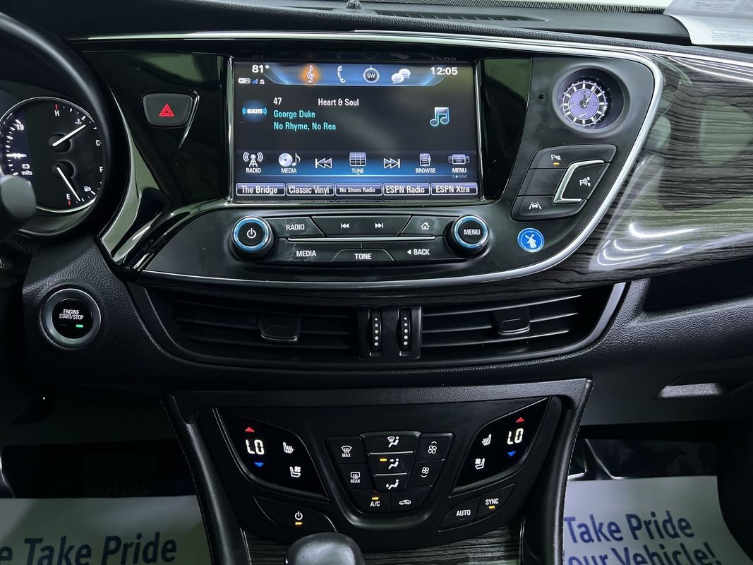 Used 2018 Buick Envision Premium AWD/4WD image 21