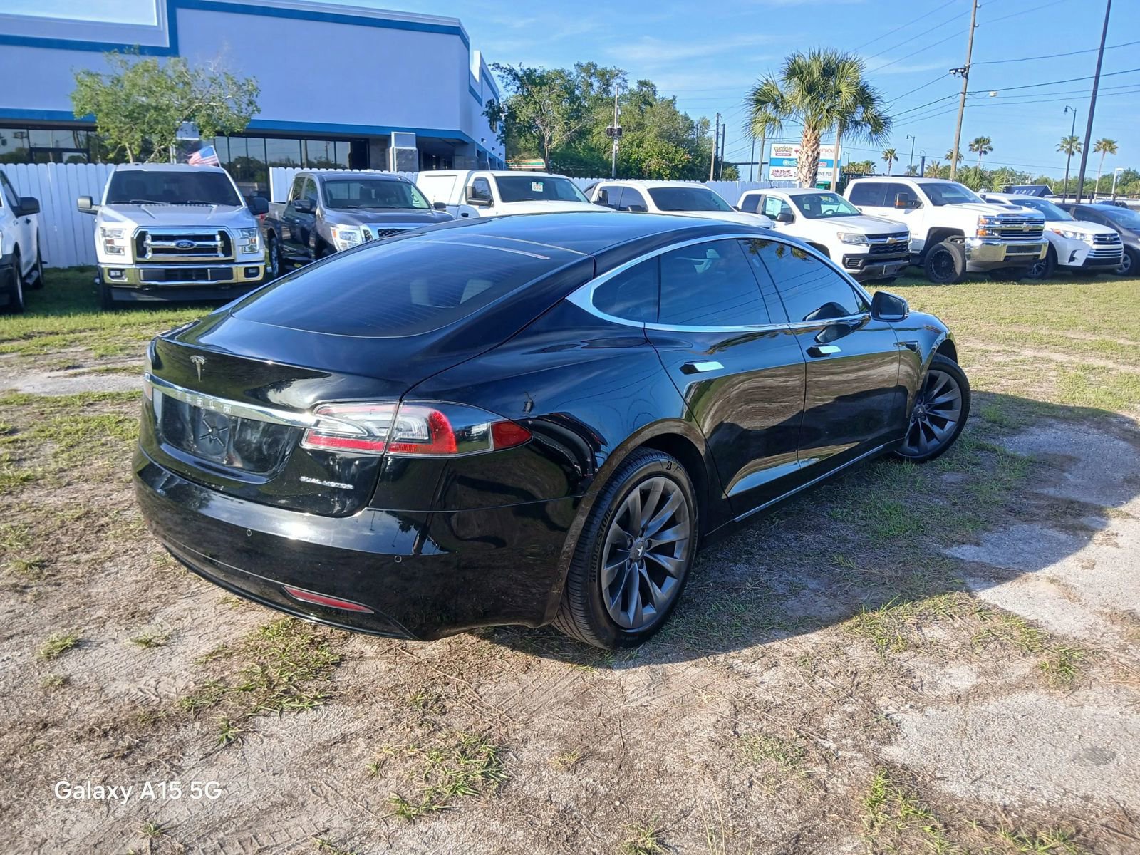 Used 2020 Tesla Model S Long Range Plus image 5