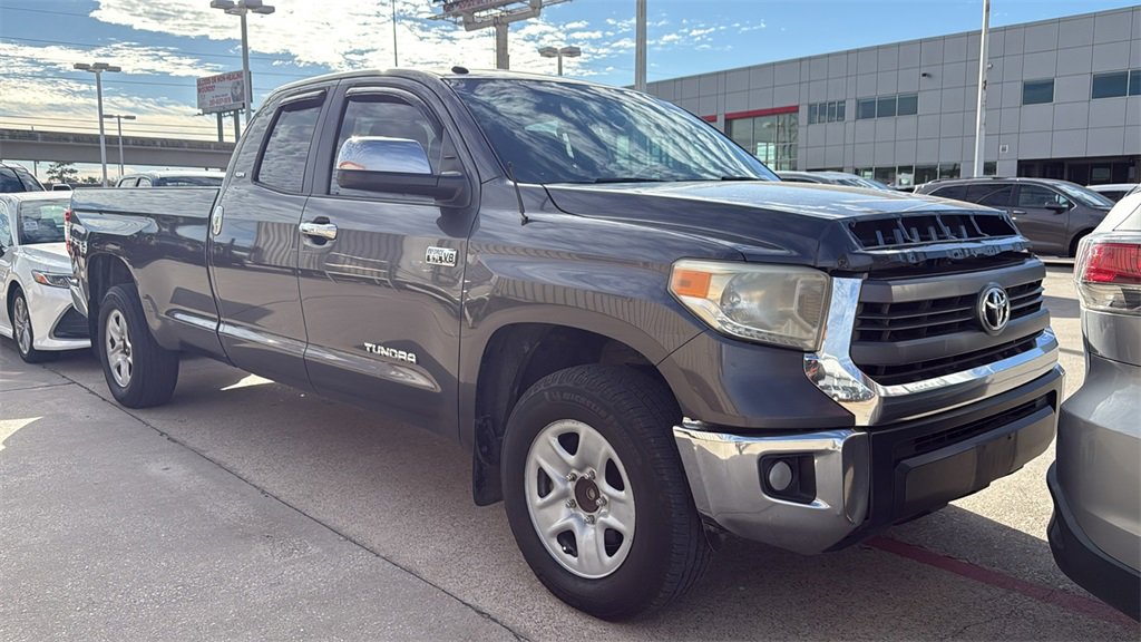 Used 2014 Toyota Tundra SR5 image 2