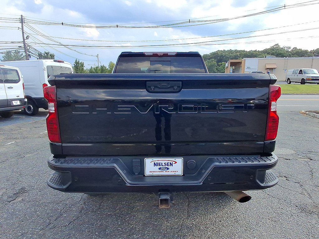 Used 2022 Chevrolet Silverado 2500 LT w/ Midnight Edition AWD/4WD image 29