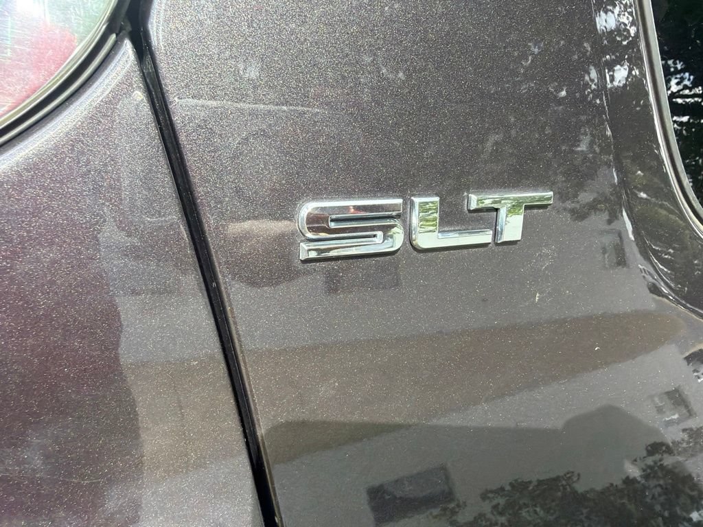 Used 2017 GMC Acadia SLT FWD image 4