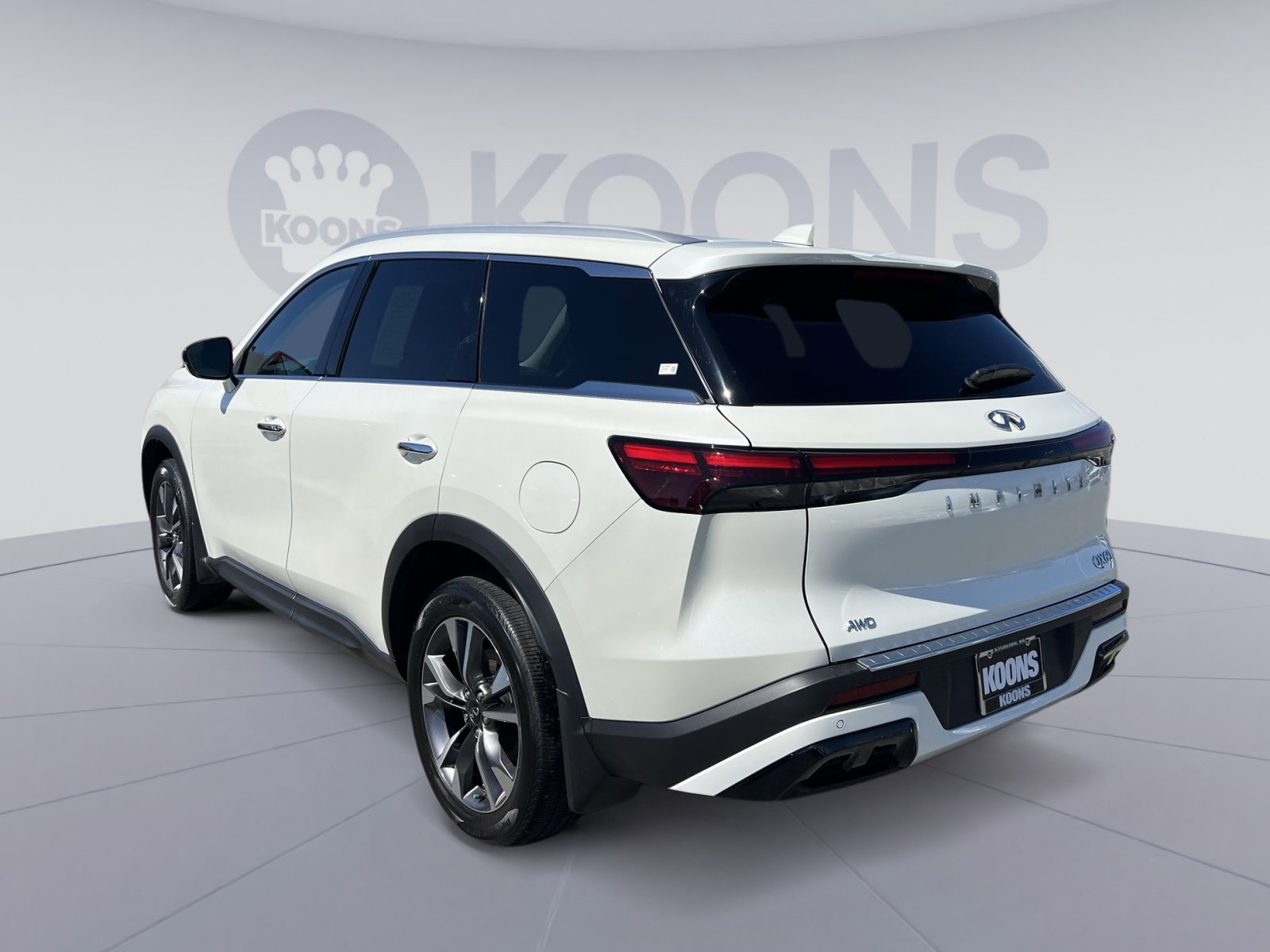 Used 2023 INFINITI QX60 Luxe w/ Cargo Package image 4