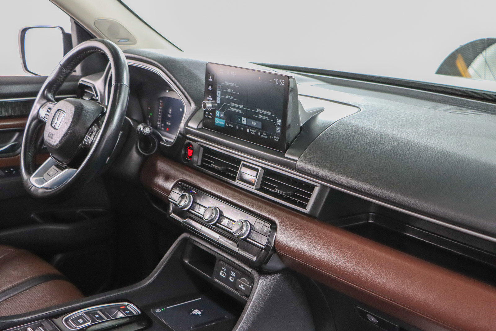 Used 2024 Honda Pilot Elite image 27