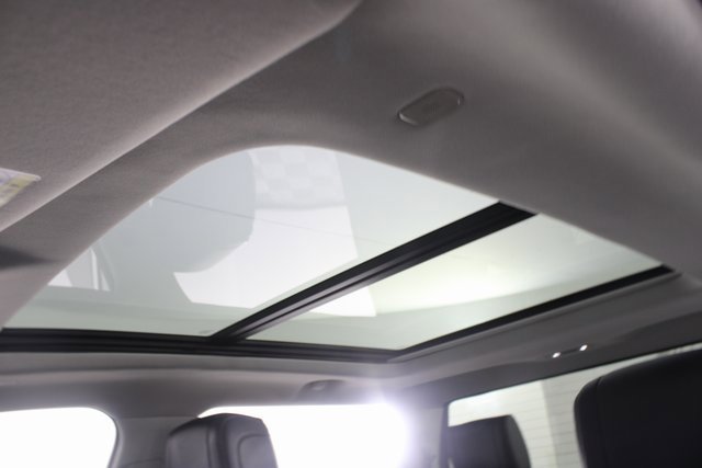 Used 2024 Toyota Tundra Limited image 11