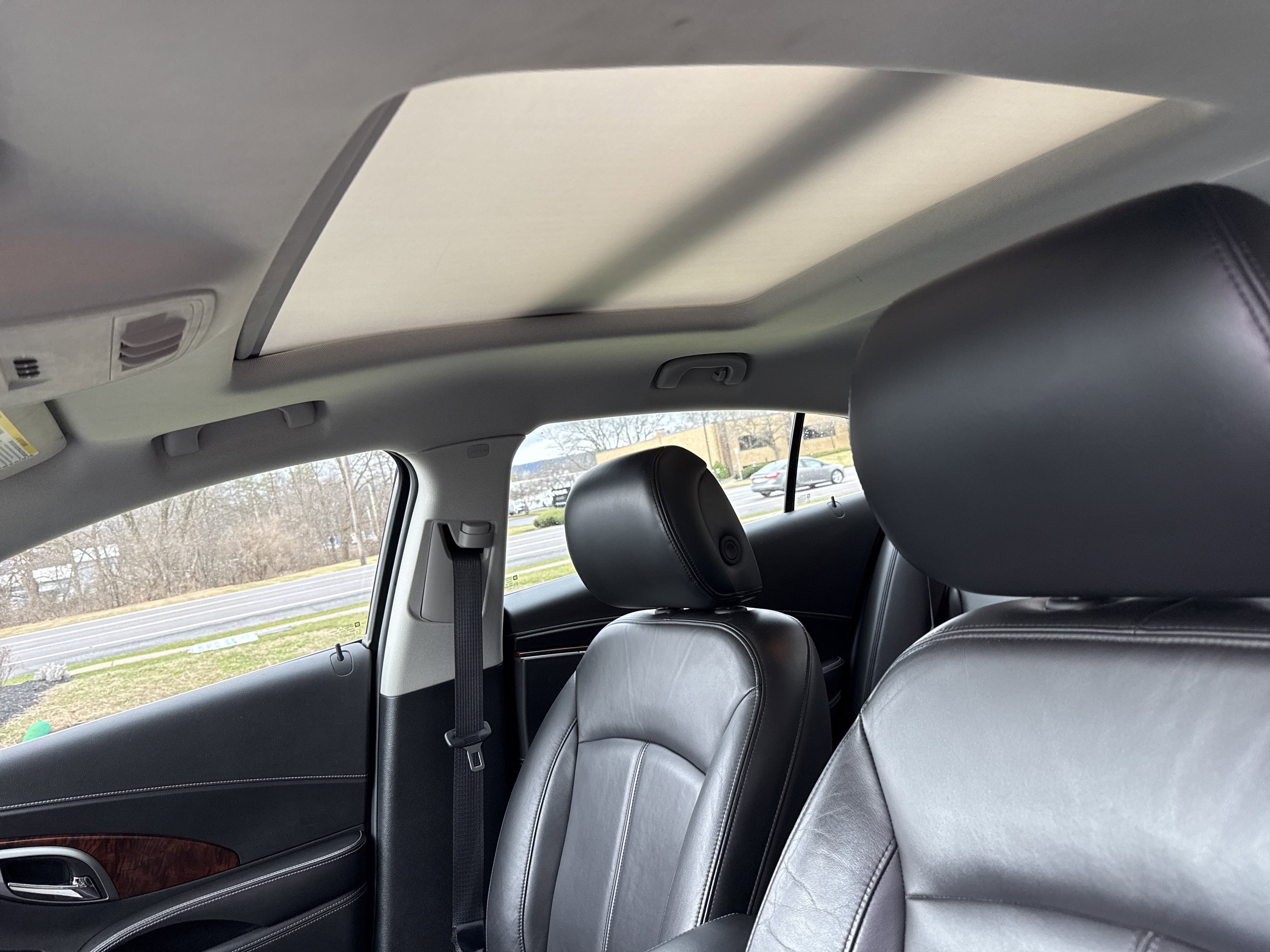 Used 2010 Buick LaCrosse CXL image 27