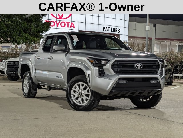 Used 2024 Toyota Tacoma SR5 AWD/4WD image 2