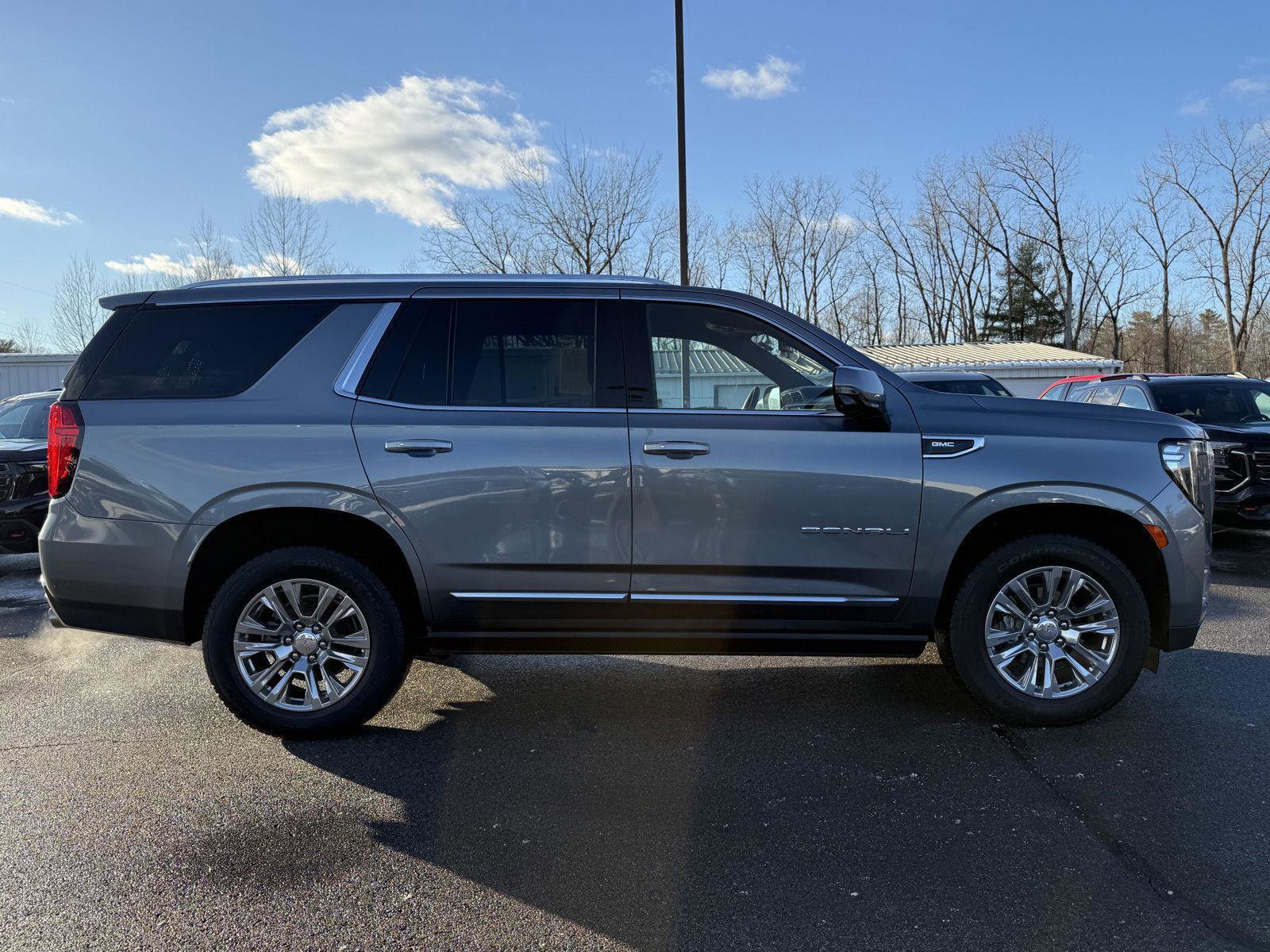Used 2022 GMC Yukon Denali image 4