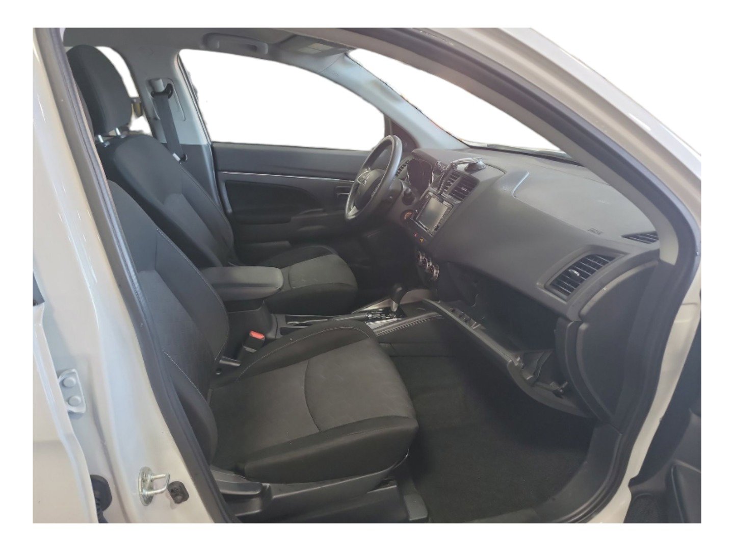 Used 2021 Mitsubishi Outlander Sport ES image 10