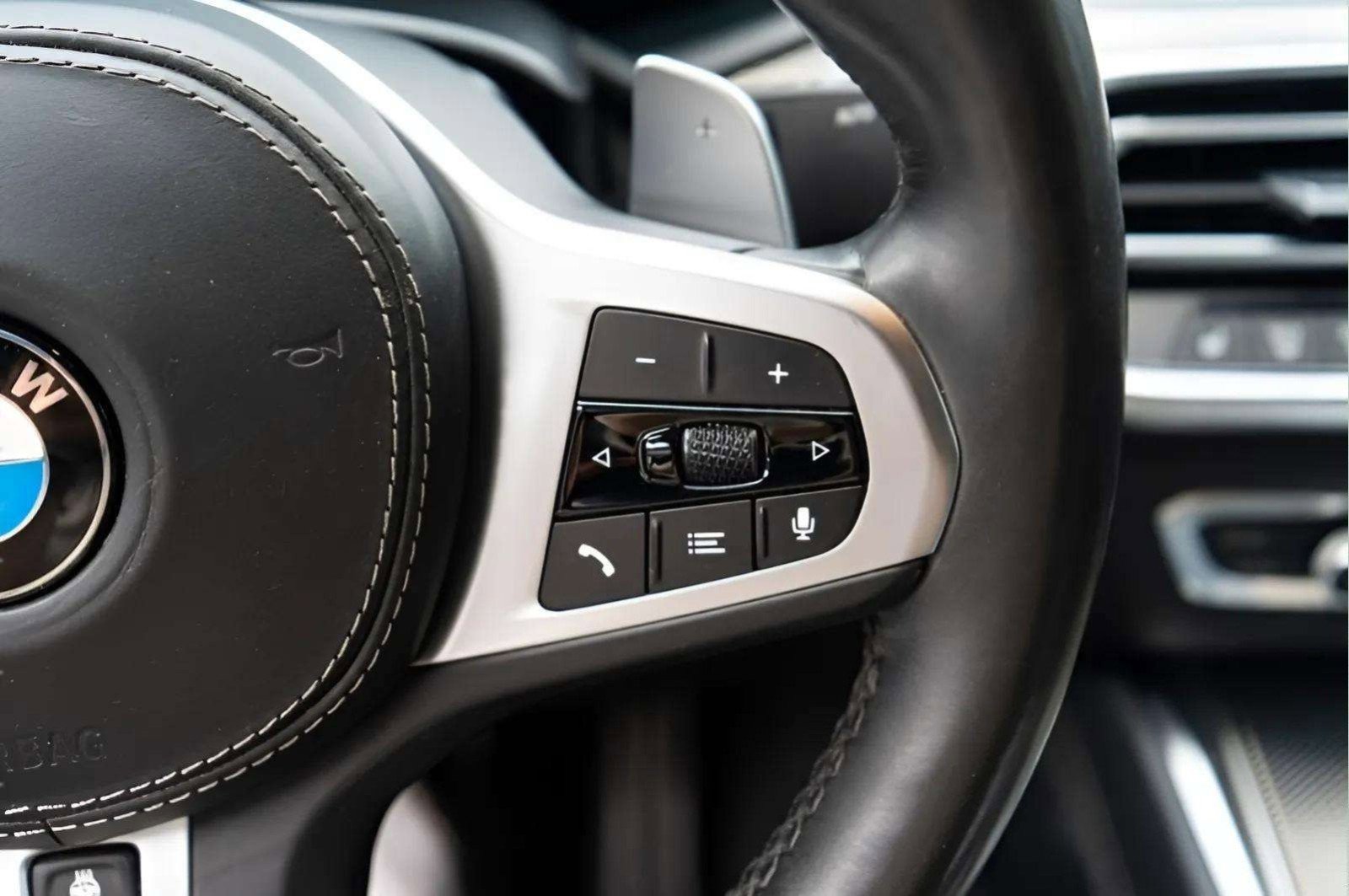 Used 2021 BMW X6 xDrive40i w/ M Sport Package image 40