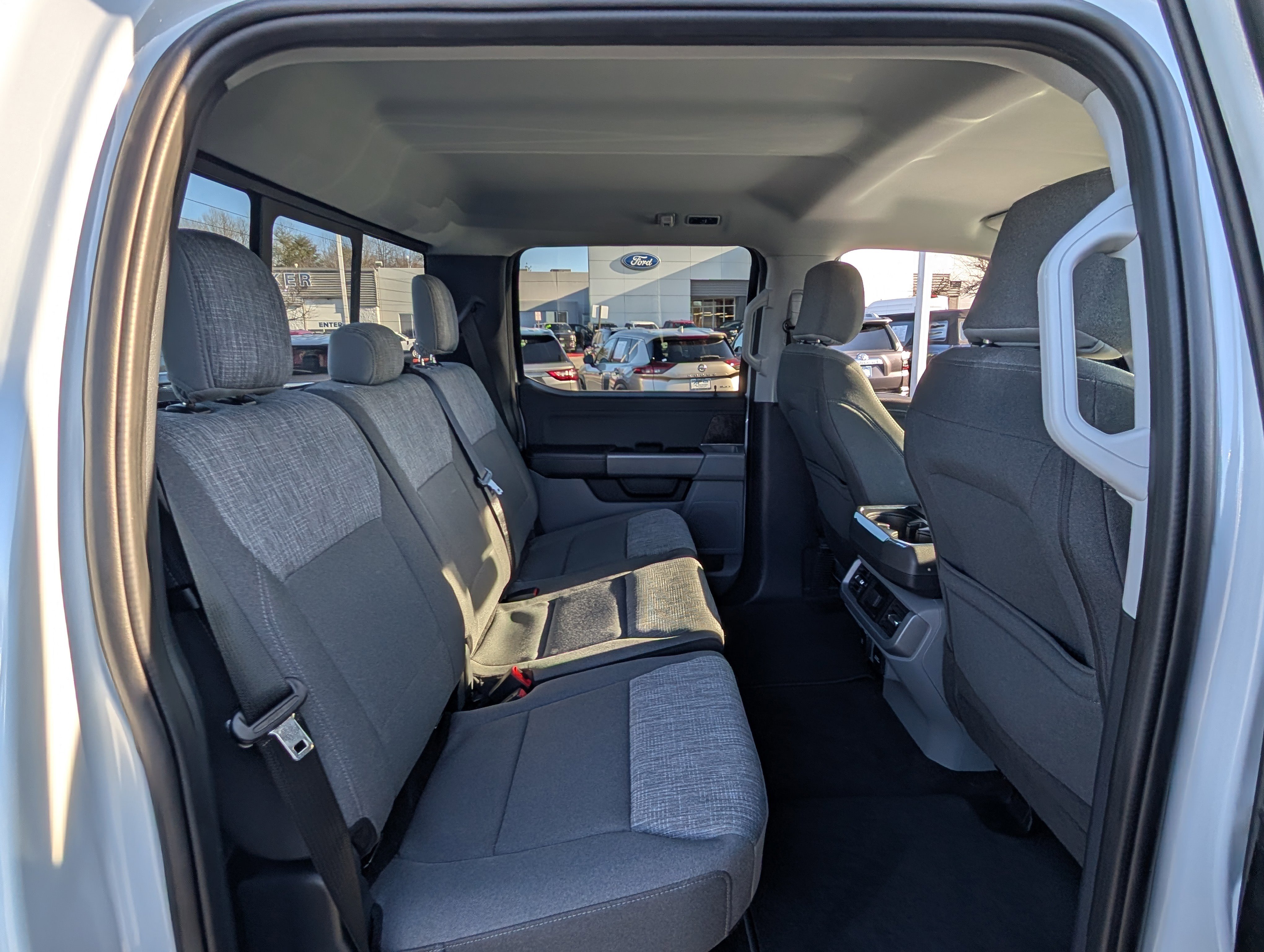 Certified 2022 Ford F150 XLT w/ Equipment Group 302A High image 11