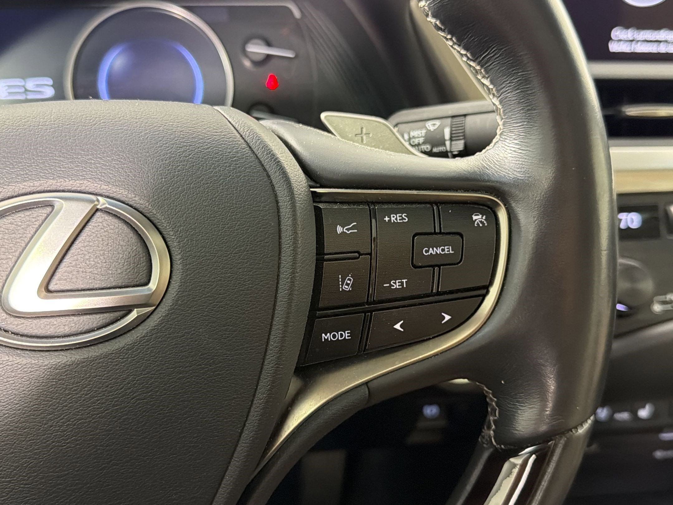 Used 2020 Lexus ES 350 w/ Premium Package FWD image 23