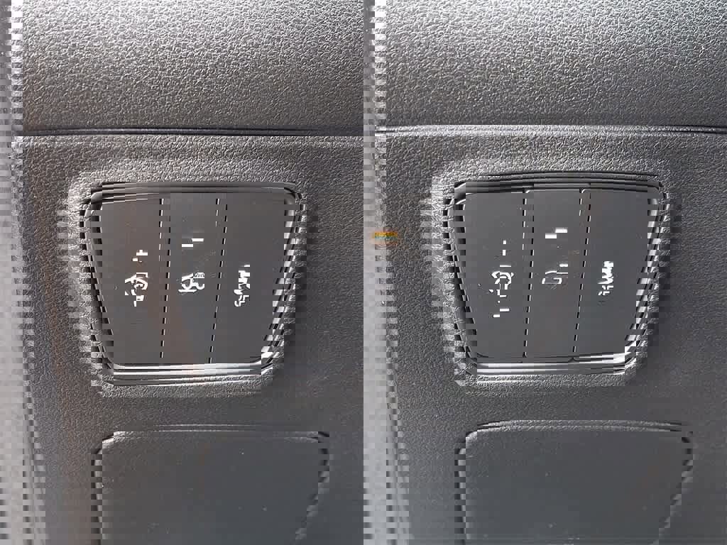 Used 2022 Hyundai Santa Cruz SEL image 23