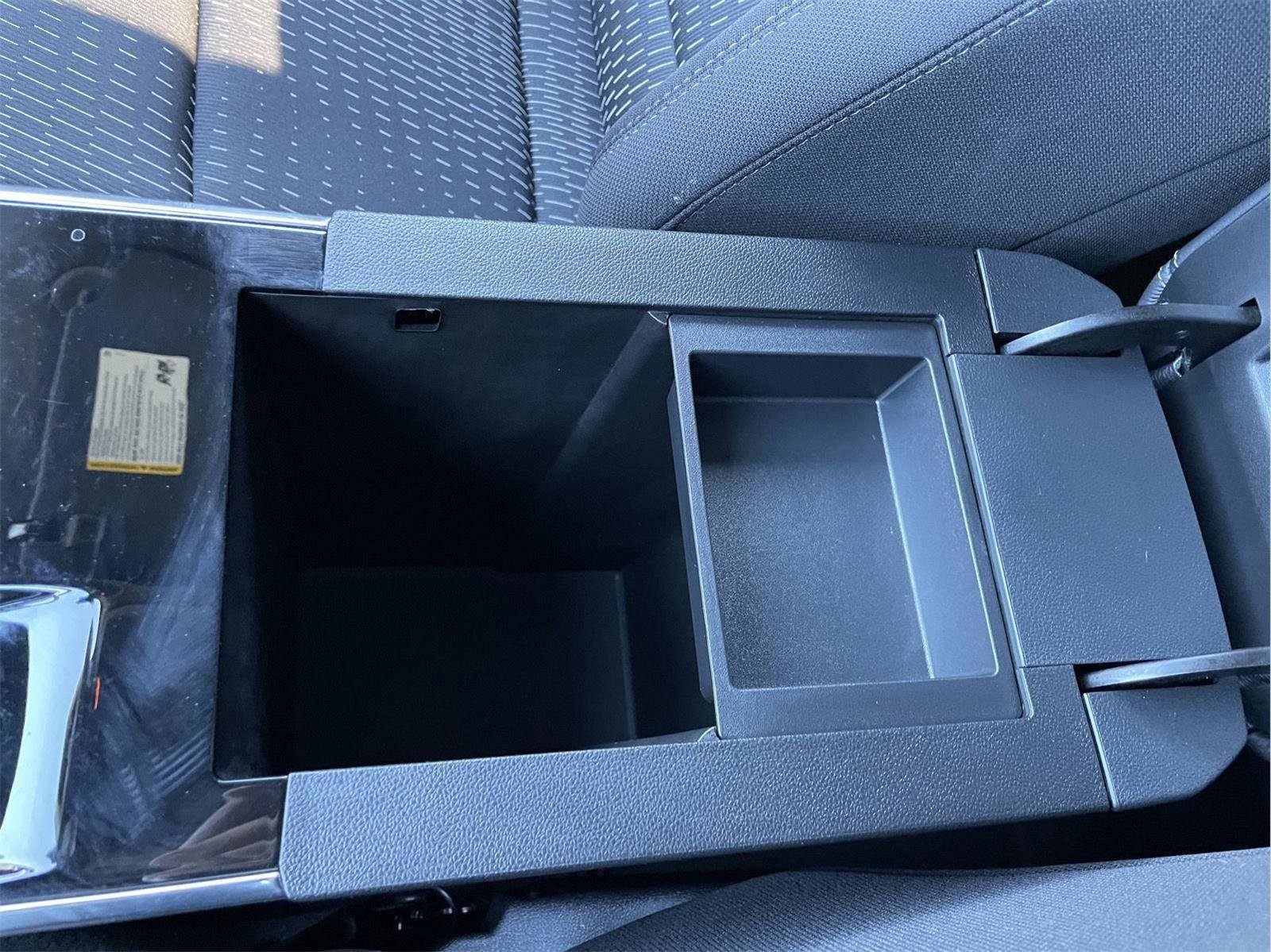 Used 2026 Chevrolet Equinox LT w/ Midnight Edition image 31