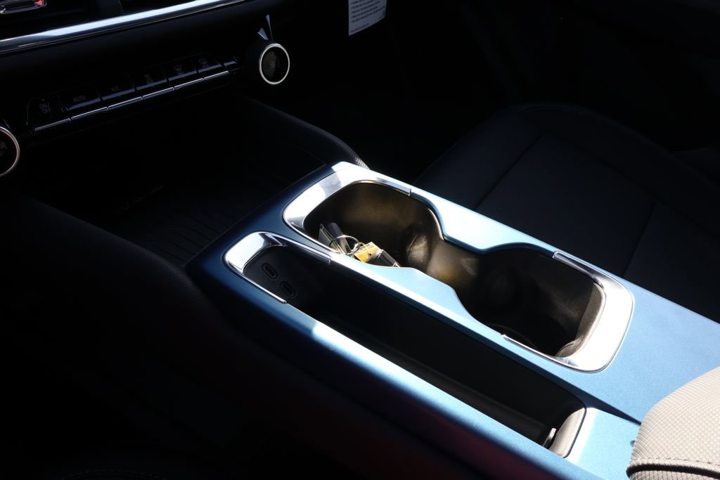 New 2026 Chevrolet Equinox EV LT image 31