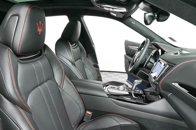 New 2024 Maserati Levante GT Ultima image 23