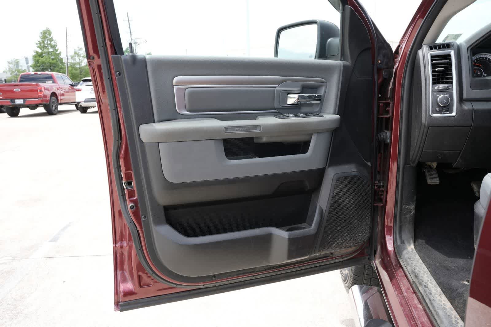 Used 2018 RAM 1500 Big Horn AWD/4WD image 16