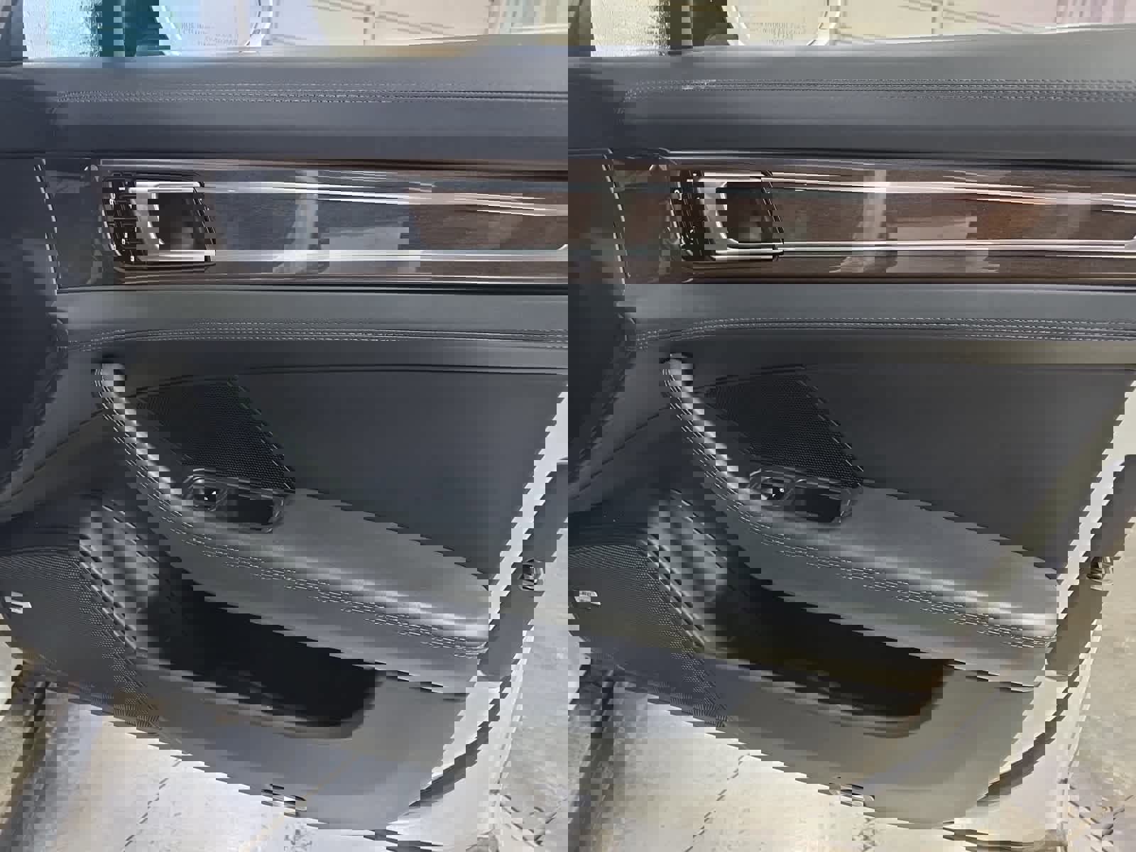 Used 2017 Porsche Panamera Turbo image 17