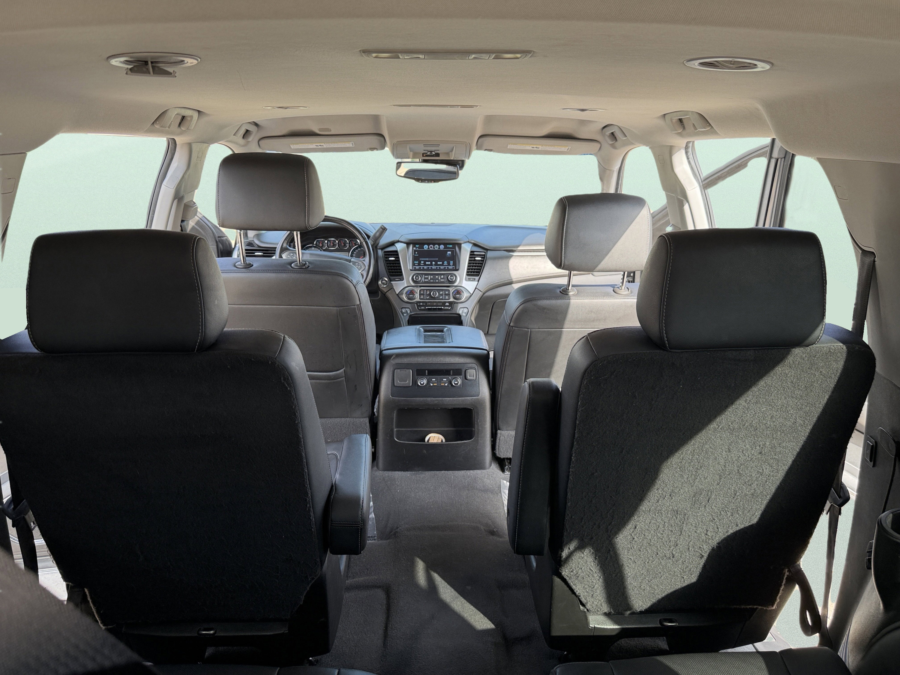 Used 2020 Chevrolet Suburban Premier image 27